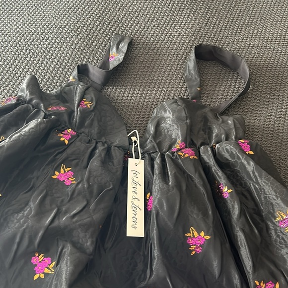 Sachi mini dress - Picture 6 of 10